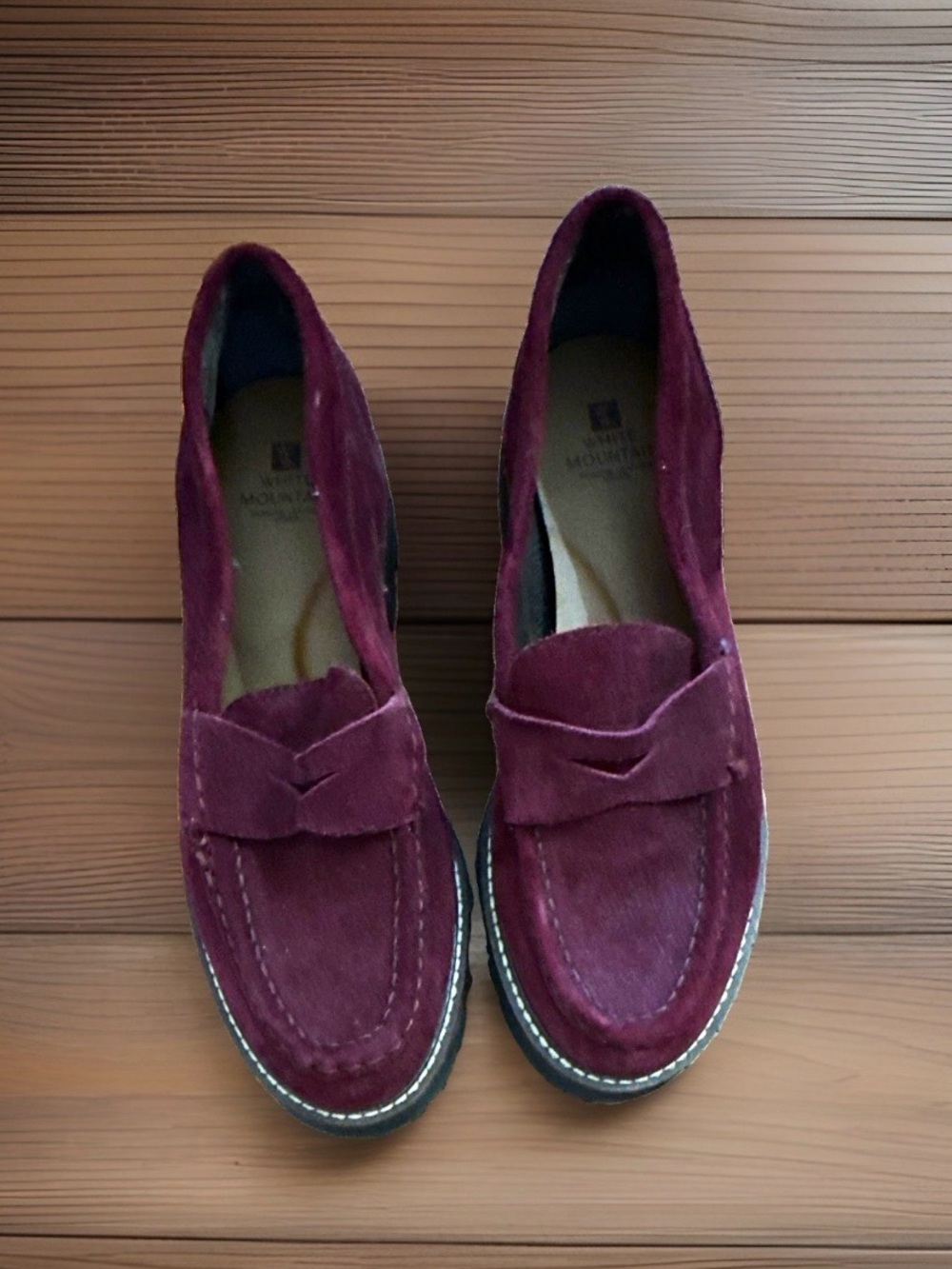 White Mountain Women’s Suede Loafers in Burgundy - Classic Slip-On Style 8M